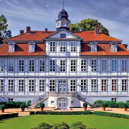 Herrenhaus 16 Daire Luedersburg